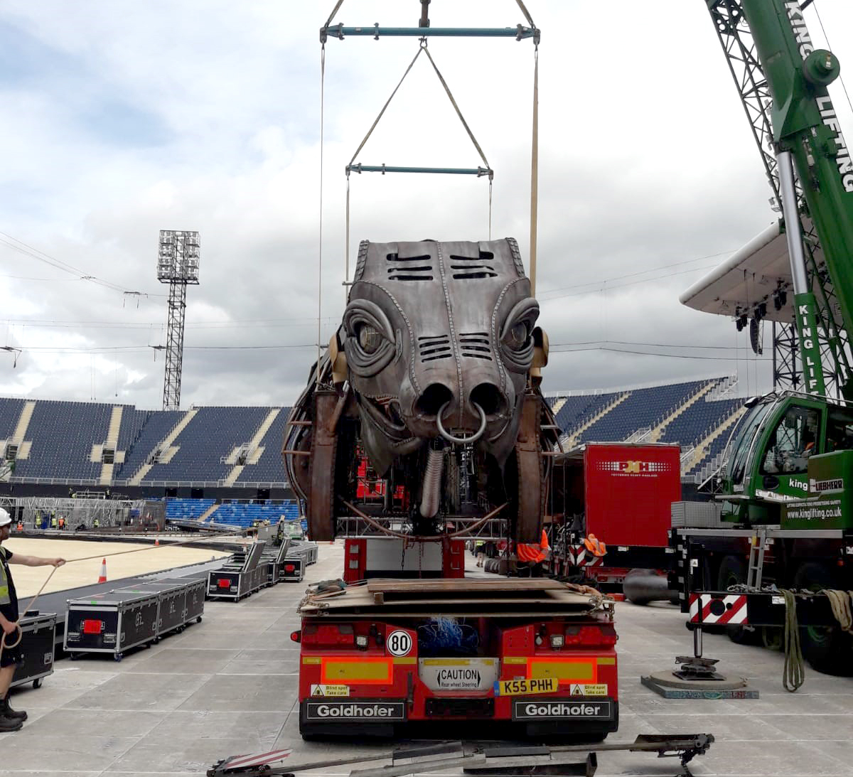 King Lifting transporting massive metal bull sculpture for Commonwealth Games using specialised trailer